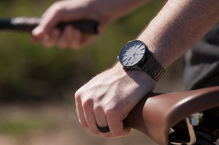 How to Wear a Watch for the Right Fit & Style