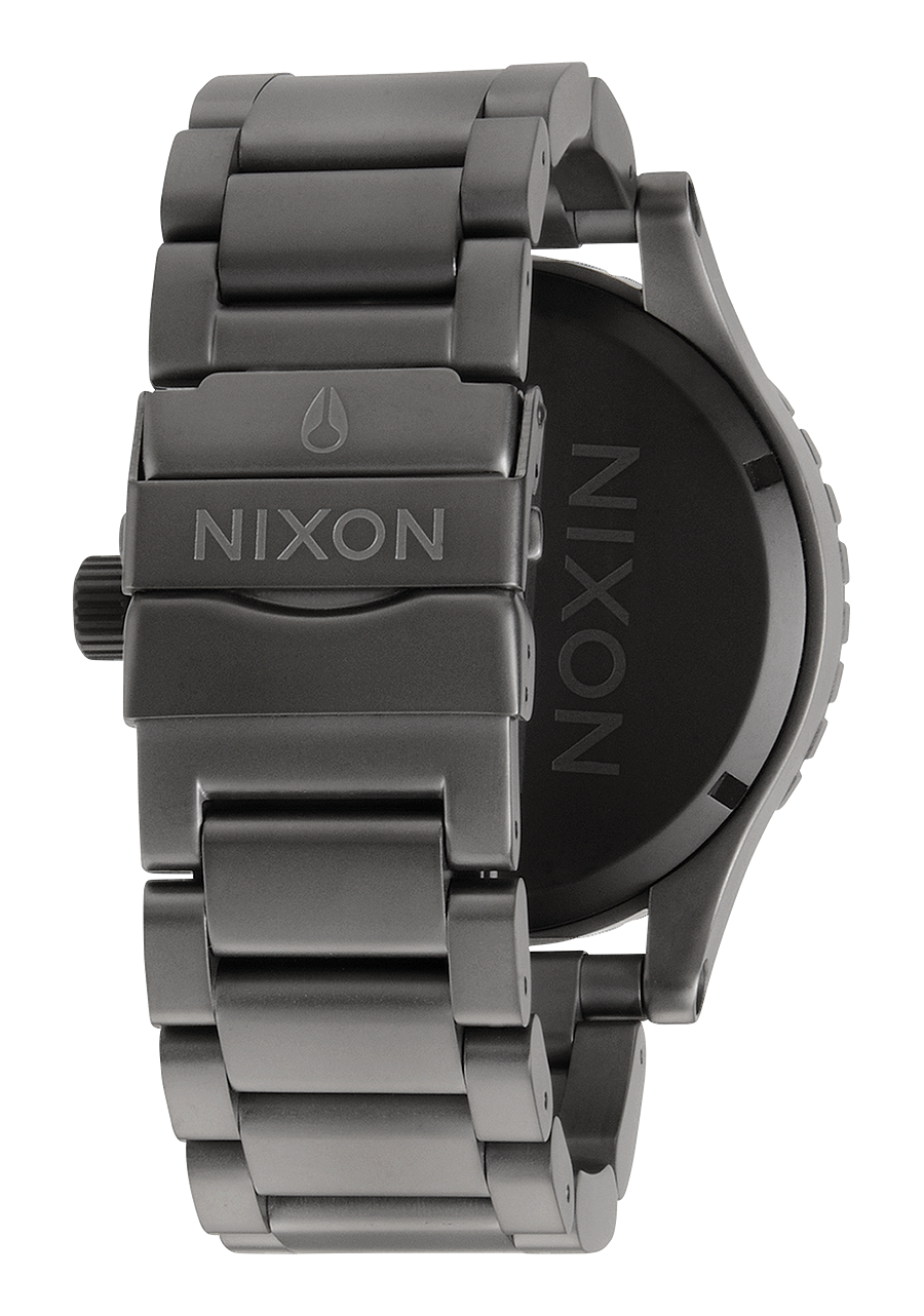 51-30 Chrono V1 Black View 11