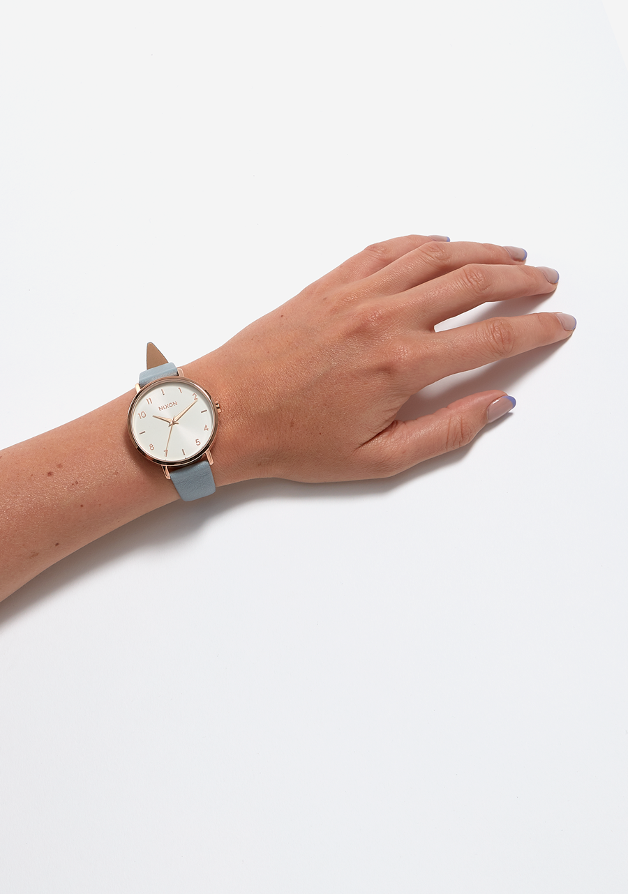 Arrow Leather Rose Gold Blue View 5