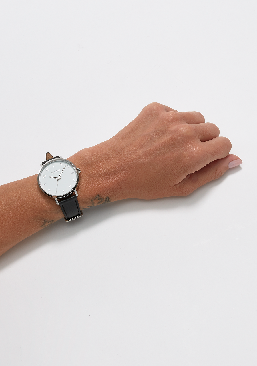 Arrow Leather Silver White Black View 5