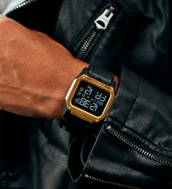 Regulus Black / Gold