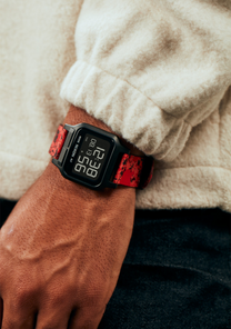 Heat Black / Red View 9