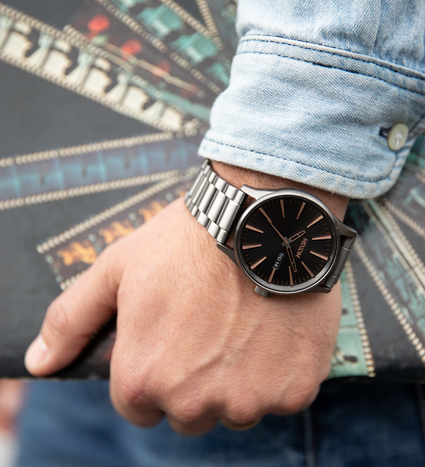 Sentry SS Matte Black / Gold