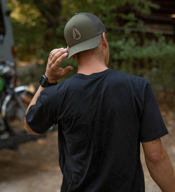 Iconed Trucker Hat Dark Olive