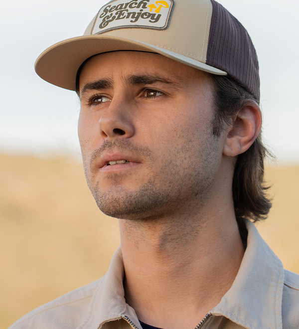 Searchin Trucker Khaki / Brown