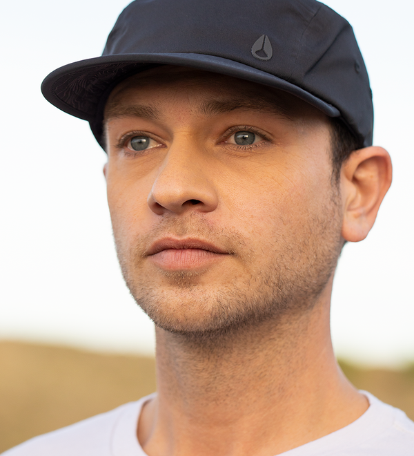 Mikey Tech Strapback All Black